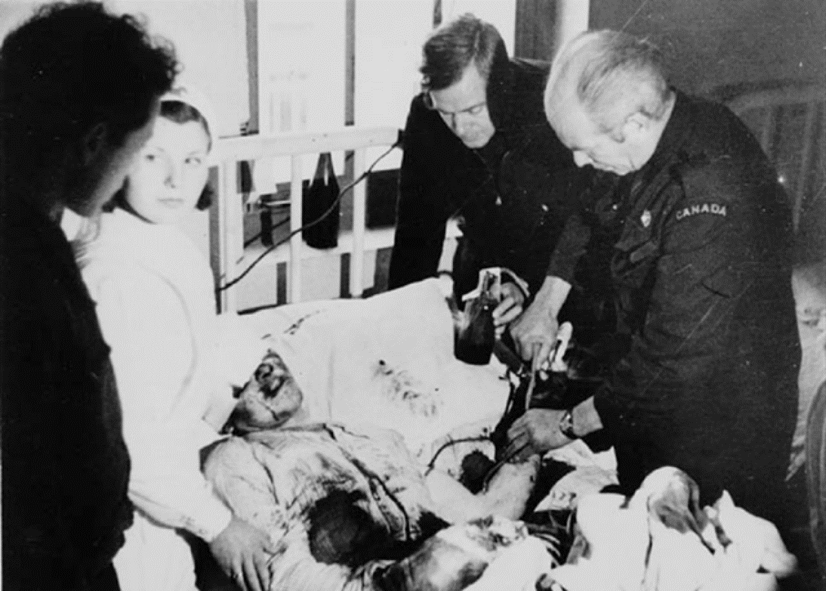 Dr._Norman_Bethune_giving_a_blood_transfusion_during_the_Spanish_Civil_War