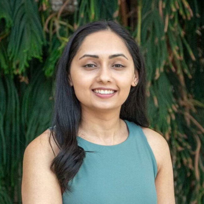 Headshot of Dimpy Modi